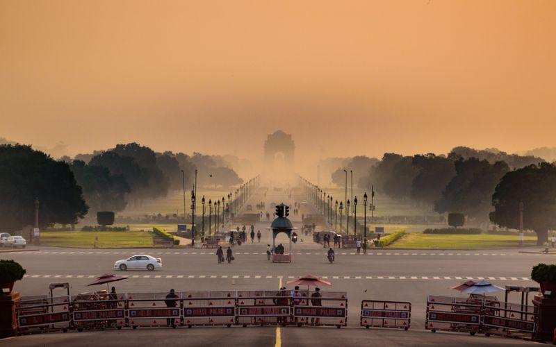 Delhi Air Quality: दिवाली से पहले दिल्ली में बढ़ा प्रदूषण, AQI 200 पार