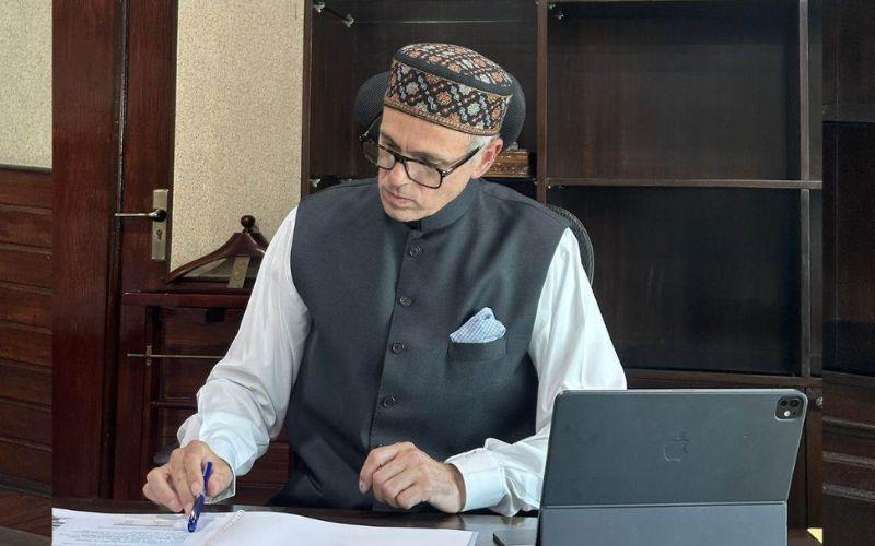 जम्मू-कश्मीर को जल्द मिले पूर्ण राज्य का दर्जा, सीएम उमर अब्दुल्ला की केंद्र से अपील, कहा- तभी मिटेगी दिल्ली से दूरी