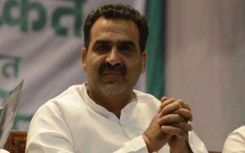 पूर्व केंद्रीय मंत्री संजीव बालियान ने एलएलबी में दाखिला लिया