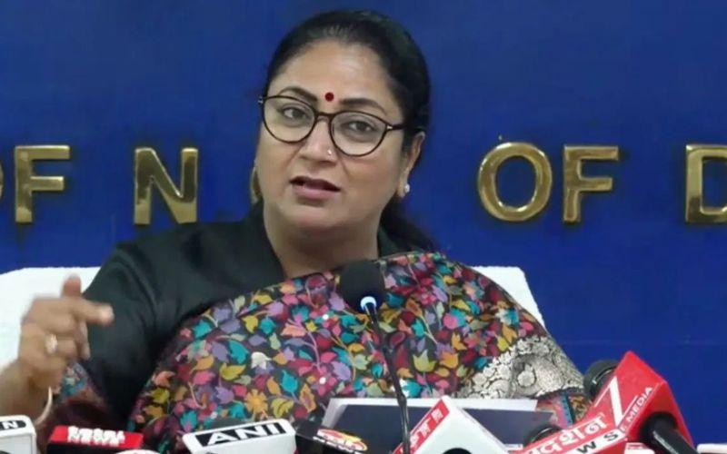 दिल्ली में इस बार छठ महापर्व की भव्य तैयारी, सीएम रेखा गुप्ता ने कहा- यमुना पर बनेगा मॉडल घाट