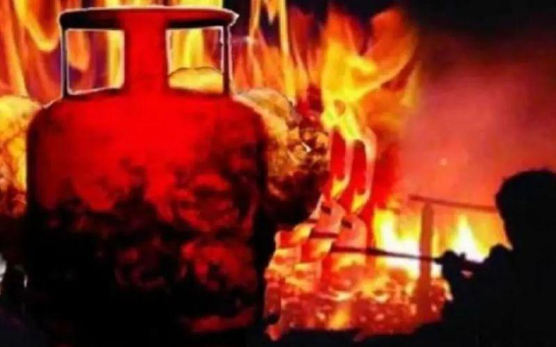 लीबिया में गैस सिलेंडर विस्फोट में तीन लोगों की मौत