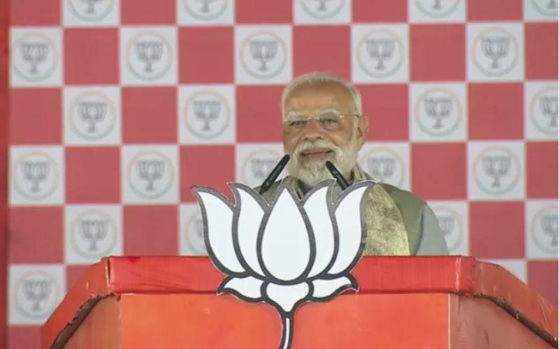 PM Modi का राजद पर तंज, कहा- बिहार को लालटेन युग में रखने वाले बिजली कैसे दे पाएंगे