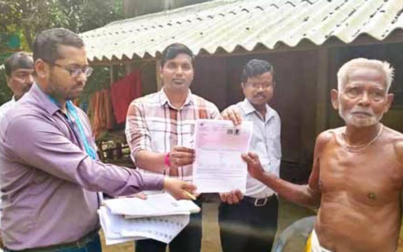 पश्चिम बंगाल में SIR अभियान की रफ्तार तेज, दो दिन में 1.10 करोड़ फॉर्म वितरित