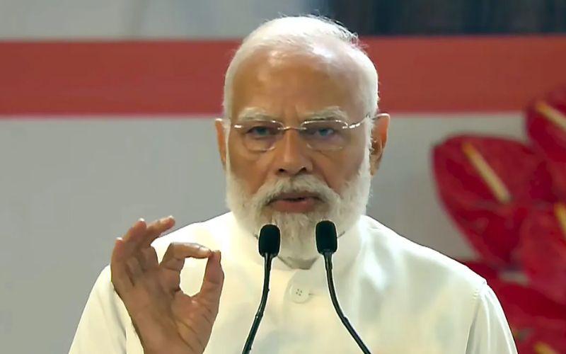 वंदे मातरम को तोड़ने वाली विभाजनकारी सोच अभी भी देश के लिए चुनौती- PM मोदी