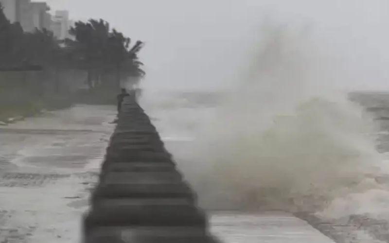 फिलिपींस में ‘कलमेगी’ ने मचाई भारी तबाही, जानें क्यों बार-बार आते हैं यहां तूफान?